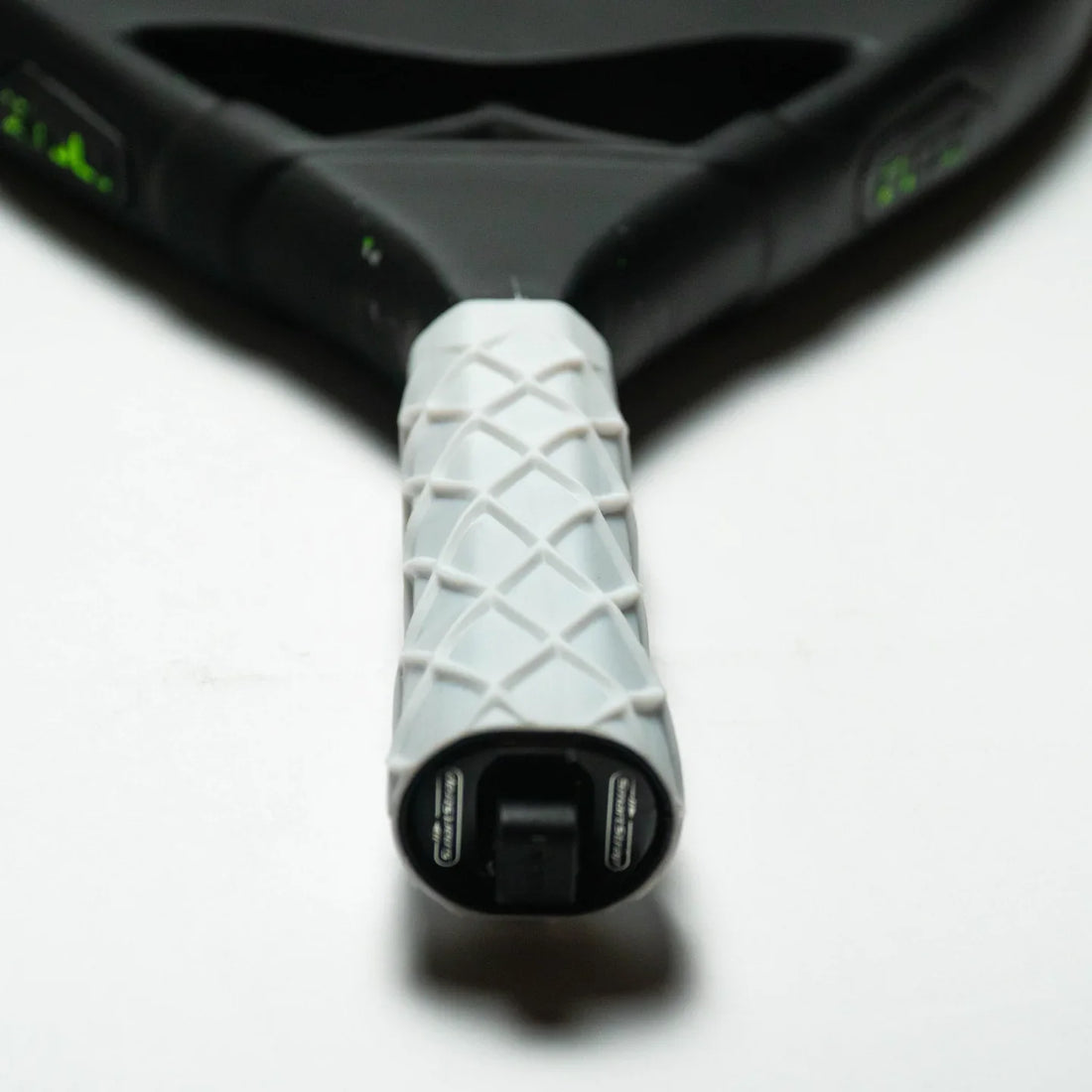 Qué es un undergrip de pádel y por qué mejora el control de la pala
